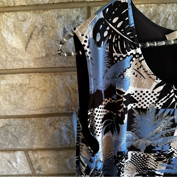 CJ Banks tropical print layered sleeveless blouse size X blue tan black - Picture 5 of 9